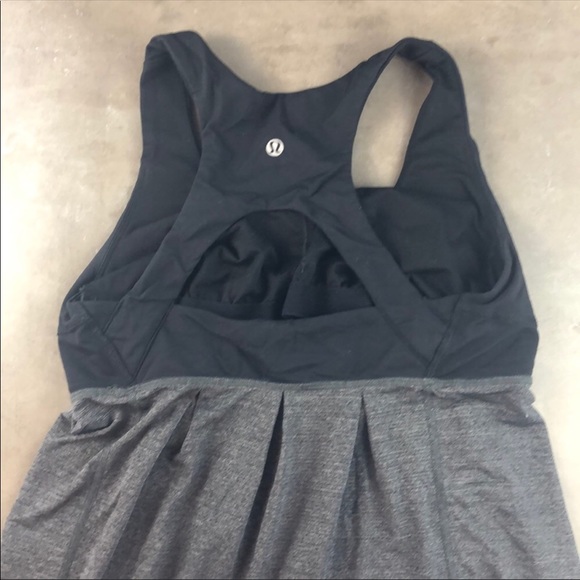 Lululemon size 4 tank top - Picture 2 of 3